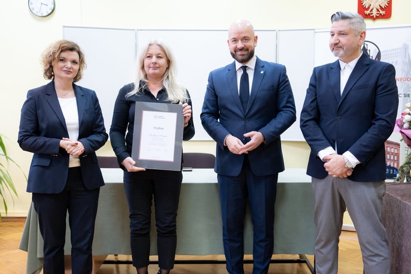 Wręczenie dyplomów dyrektorom placówek oświatowych, 10.01.2024